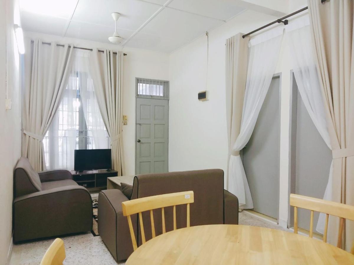 קואנטאן Iman Homestay - Islam Only מראה חיצוני תמונה